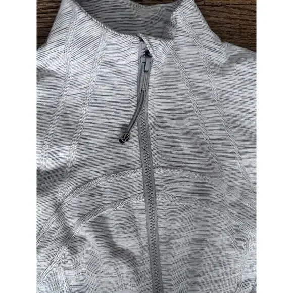 Lululemon Jacket Womens 6 Gray Define Zip Wee Are From Space Nimbus Battleship - Picture 4 of 6